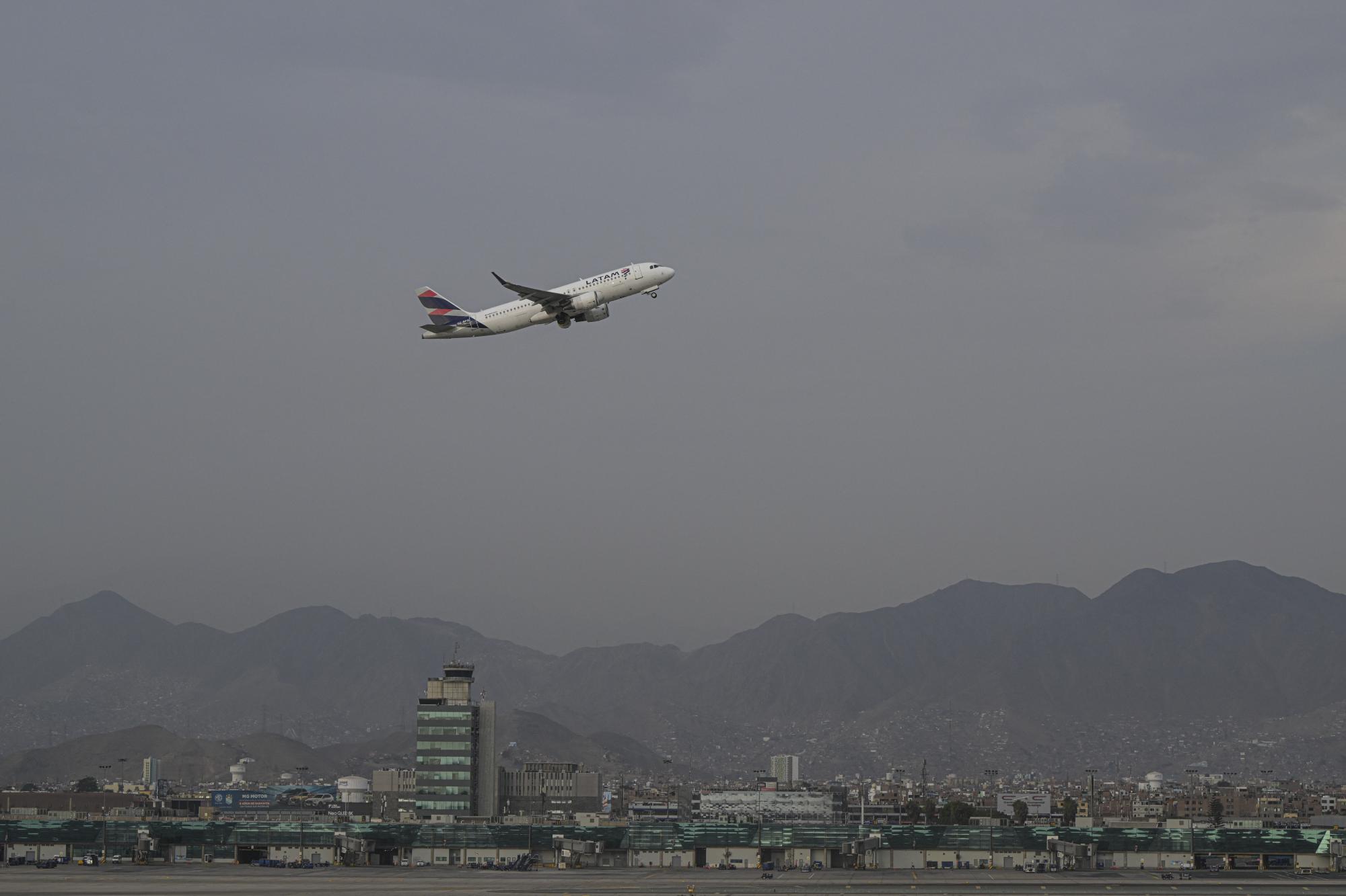 AFP - Aeropuerto Internacional Jorge Chávez, Lima, Perú