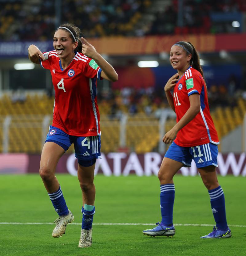 Tali Rovner celebrando el gol con dedicatoria especial para su 'abueloco' que estuvo de cumpleaños.