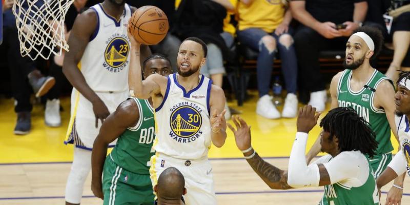 Golden State Warriors y Boston Celtics están igualados en las finales de la NBA