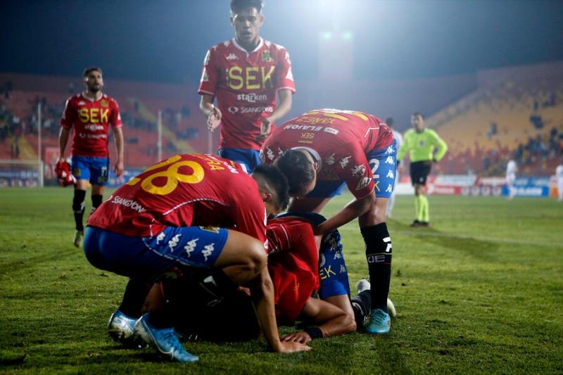 Paolo Hurtado celebrando - Agencia Uno