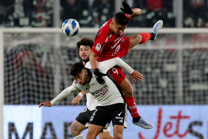 Colo Colo espera jugar duelos amistosos durante la intertemporada. Imagen: Agencia Uno.