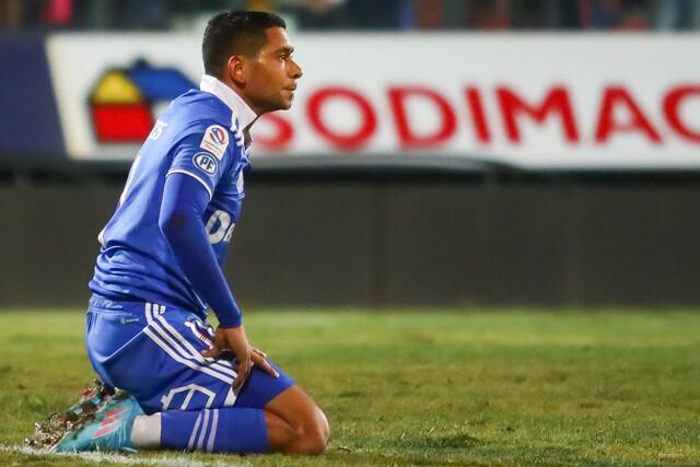 Cristián Palacios está suspendido para el próximo duelo de la 'U' por acumulación de tarjetas amarillas.