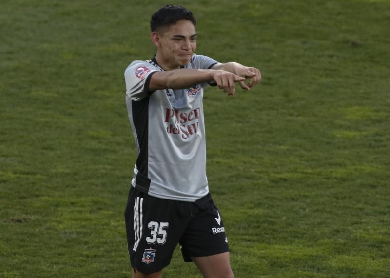 A sus 19 años, Joan Cruz no ha sumado minutos en este 2022. El año pasado jugó 21 partidos en el Campeonato Nacional.