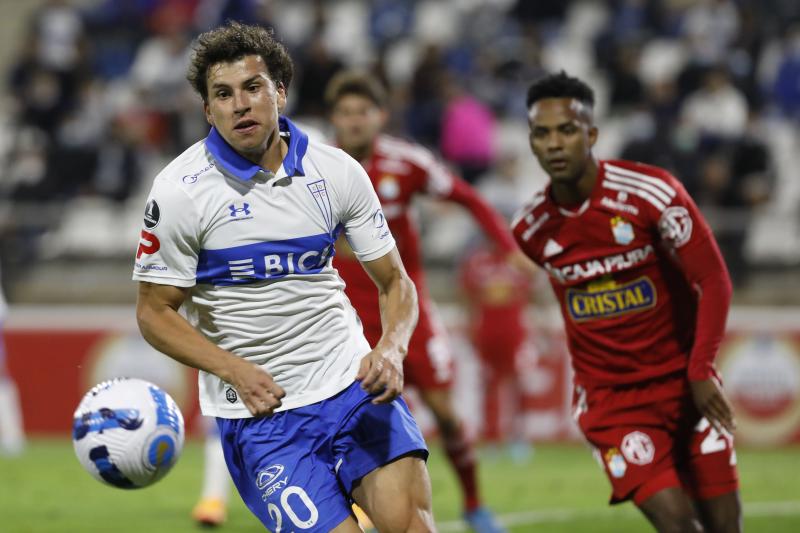 Gonzalo Tapia quiere ser el delantero del futuro en la Roja.