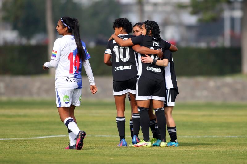 Colo Colo femenino derrotó sin problemas a Deportes Antofagasta