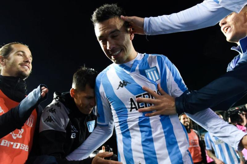 Nery Domínguez fue despedido como un ídolo ante su partida a la U.