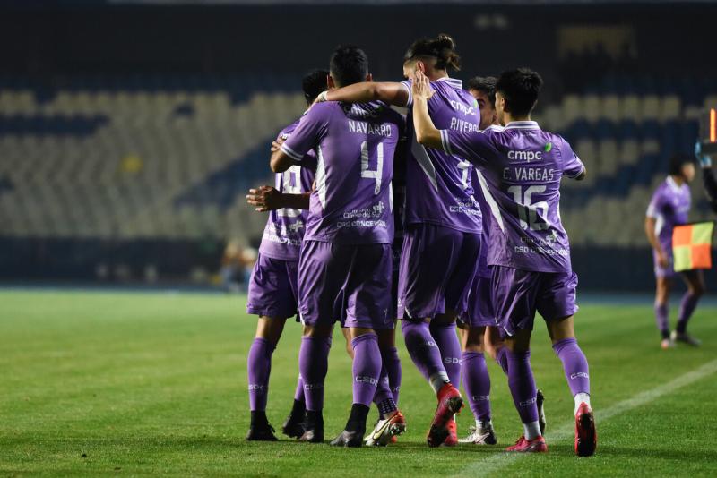 Deportes Concepción busca refuerzos para la segunda rueda de la Segunda División