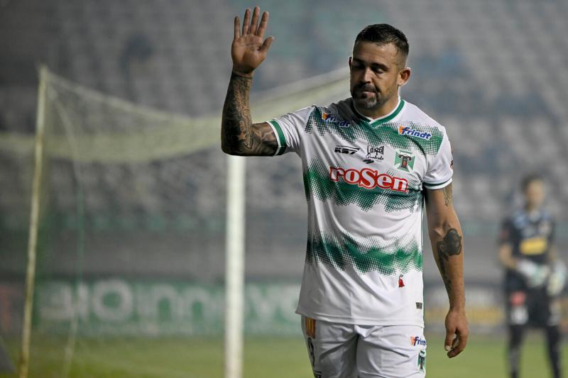 Matías Donoso es nuevo refuerzo de O'Higgins de Rancagua. Imagen: Agencia Uno.