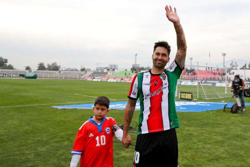 Luis Jiménez se retiró del fútbol profesional jugando por Palestino. Imagen: Agencia Uno.