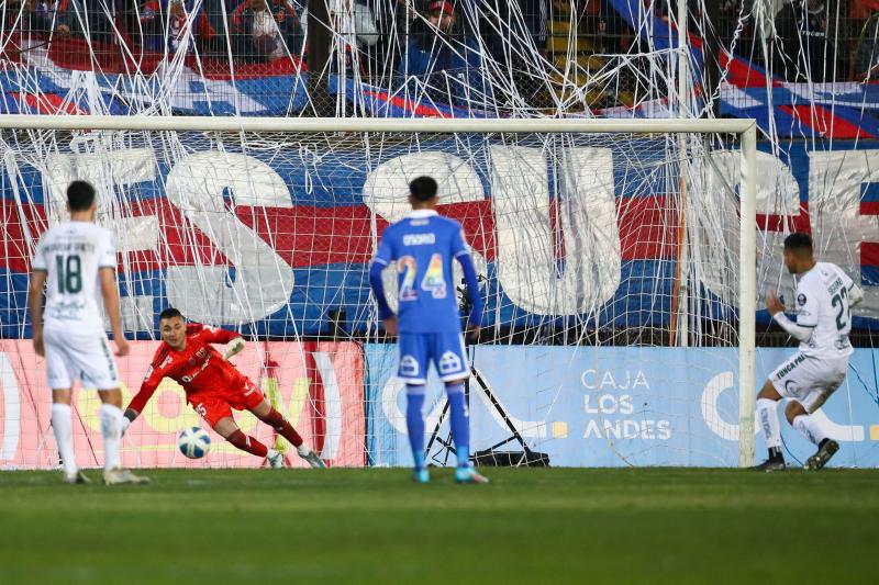 La U volvió a mostrar fragilidades defensivas ante General Velásquez.