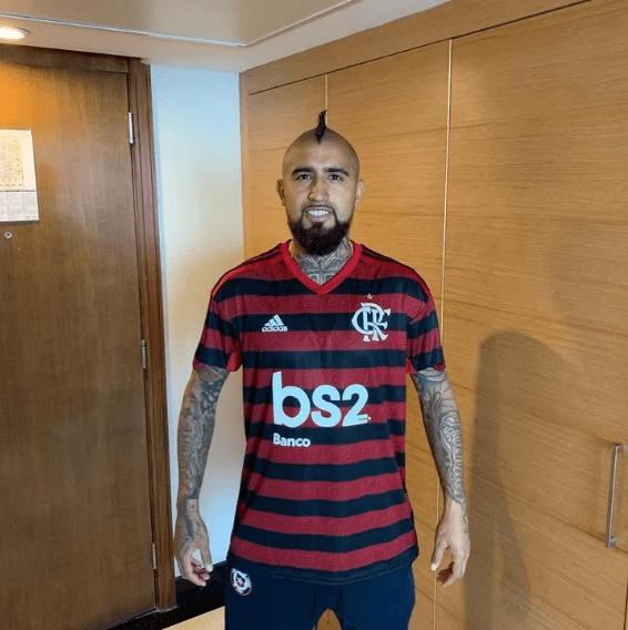 Arturo Vidal está cada vez más lejos de Flamengo.