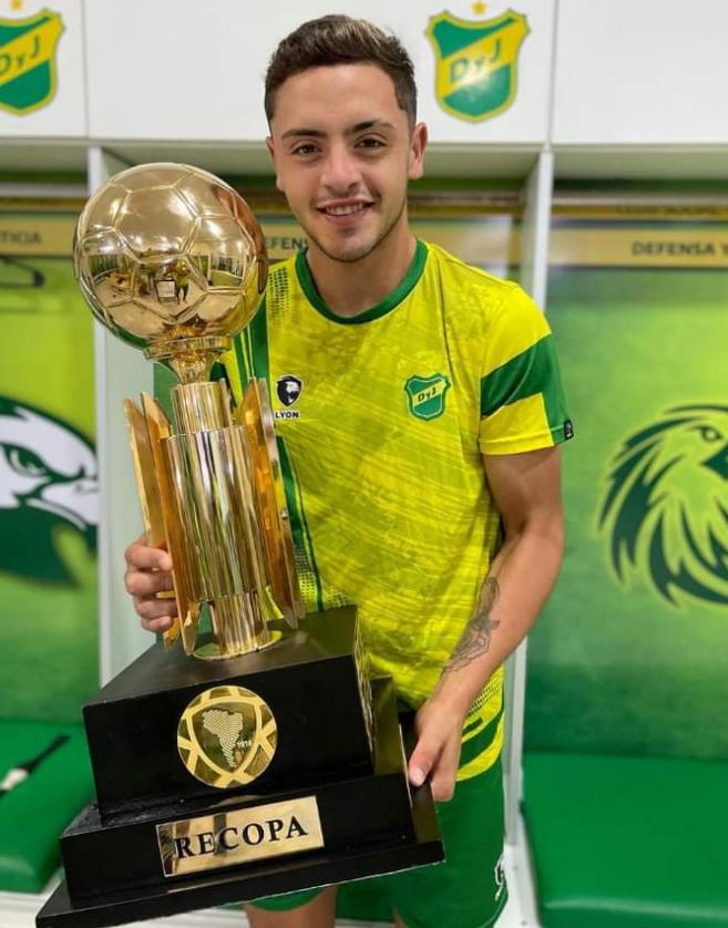 Maximiliano Luayza reforzará el mediocampo de Trasandino en la segunda rueda de la Segunda División