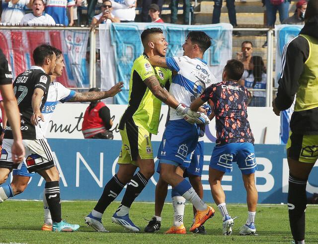 En la primera rueda la UC y Colo Colo igualaron 1-1, en un partido lleno de polémicas.