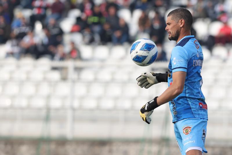 Matías Cano fue expulsado en el empate entre Cobreloa y San Luis por la fecha 18 de la Primera B