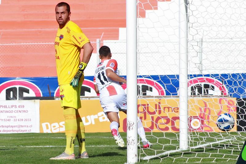 En la primera rueda, Ñublense visitó El Salvador empatando a uno: los goles fueron de Gastón Lezcano y Pablo Vargas