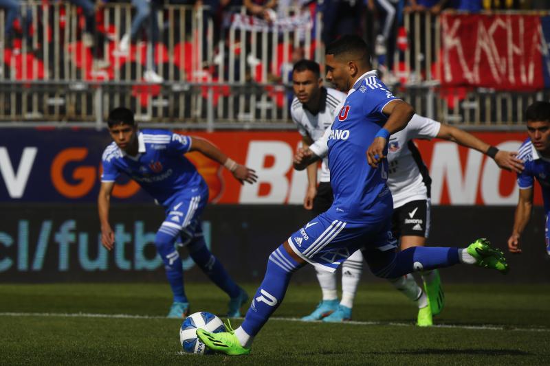 'Chorri' Palacios pateó nuevamente un penal para la U: lo desvió por el palo izquierdo