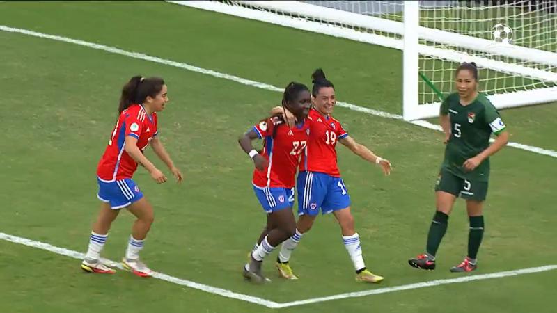 Mary Valencia anotó su primer gol con la Roja Femenina.