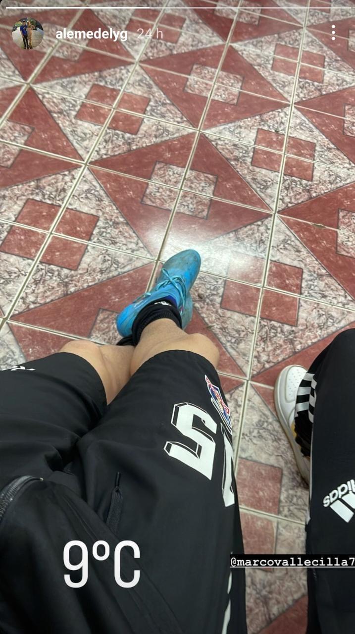 La foto con la que Alejandro Medel daba la primera pista de que estaba en Colo Colo.