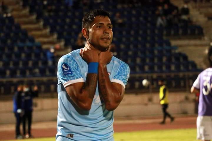 Bairon Monroy es el máximo artillero de Segunda con 10 unidades