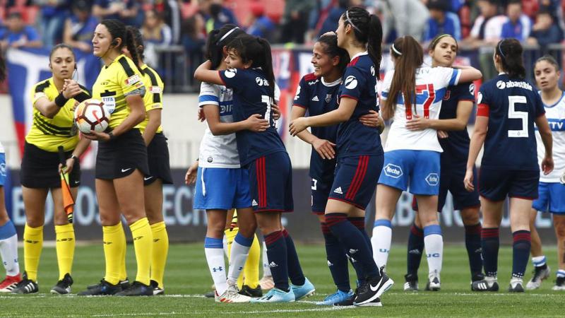 El 2019 se jugó el Clásico Universitario en jornada doble en el estadio Nacional.
