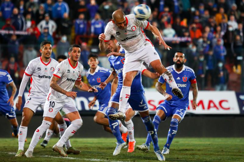 Sebastián Sáez se medirá este sábado con Colo Colo. (Agencia Uno)