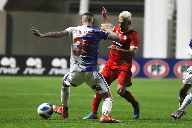 Unión La Calera y Deportes Antofagasta empataron en el estadio Nicolás Chahuán. Imagen: Agencia Uno.