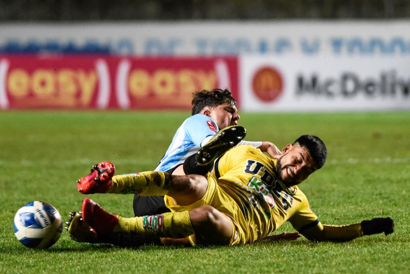 La ida entre U. de Concepción y Magallanes por Copa Chile.