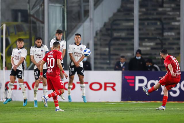 Fernando Cordero y su gol ante Colo Colo.