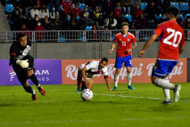 Alexander Aravena marcó el gol de La Roja con asistencia de Barticciotto.