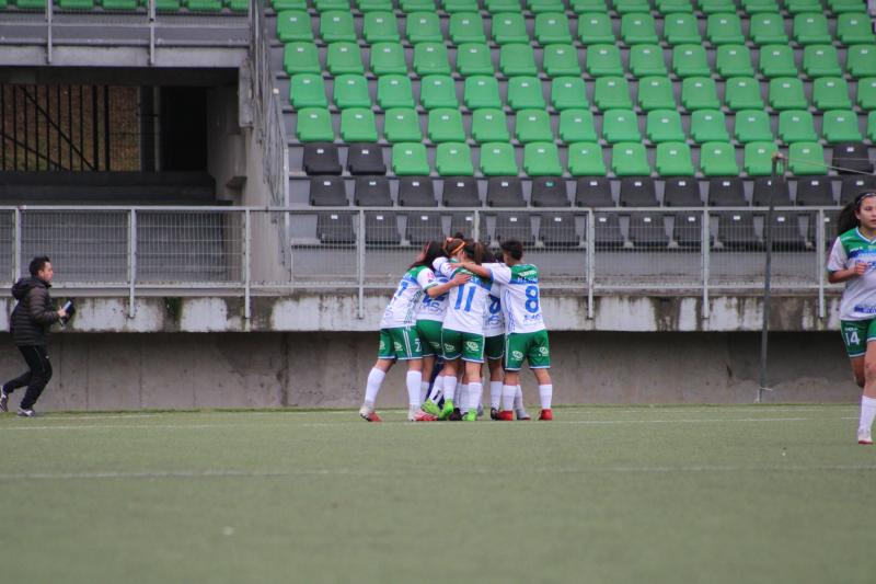 Deportes Puerto Montt es uno de los equipos que puede llegar a Playoffs del Campeonato Femenino Nacional.