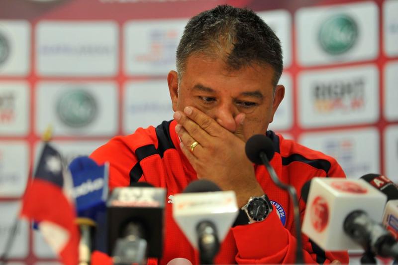 Claudio Borghi tuvo que marginar a Jorge Valdivia y otros 4 jugadores - Agencia Uno