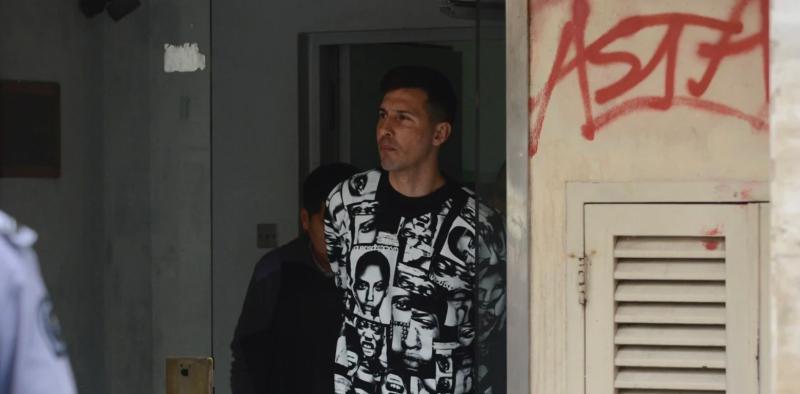 Su familia califica de inocente al ex jugador de Universidad Católica, Jonathan Fabbra.