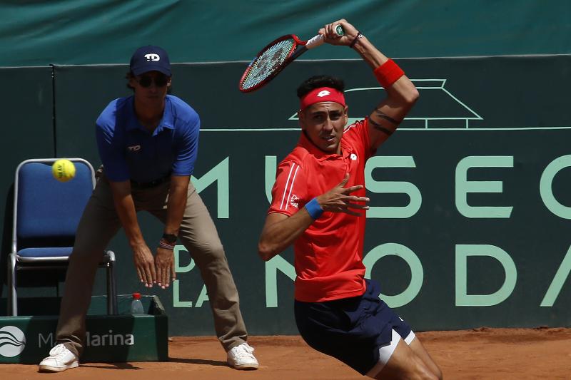Alejandro Tabilo por Chile en Copa Davis.