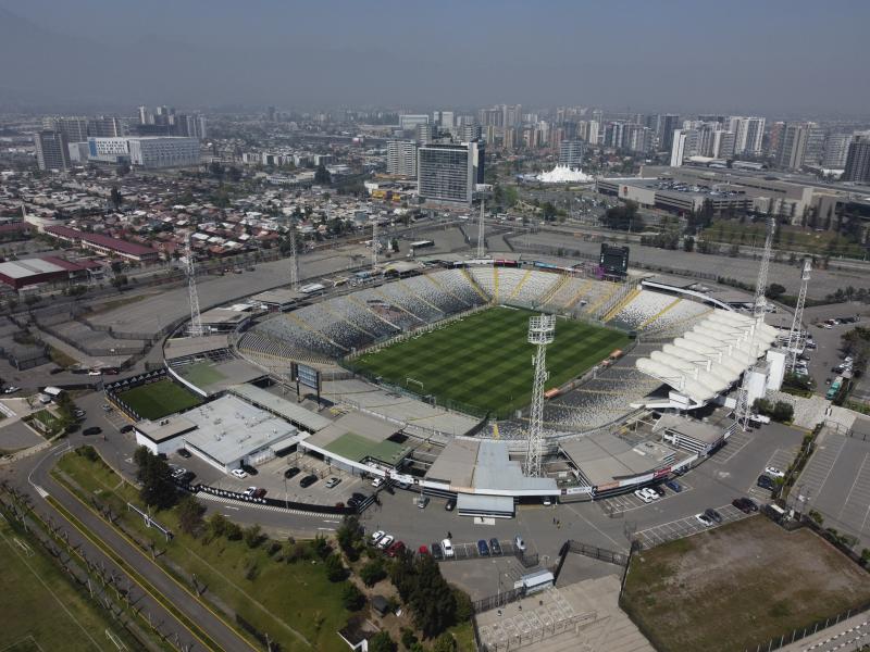 Así quedó el Estadio Monumental tras el colapso del techo en pleno 'Arengazo' a Colo Colo