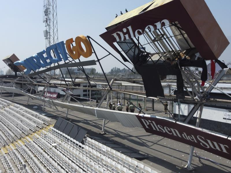 Así quedó el Estadio Monumental tras el colapso del techo en pleno 'Arengazo' a Colo Colo