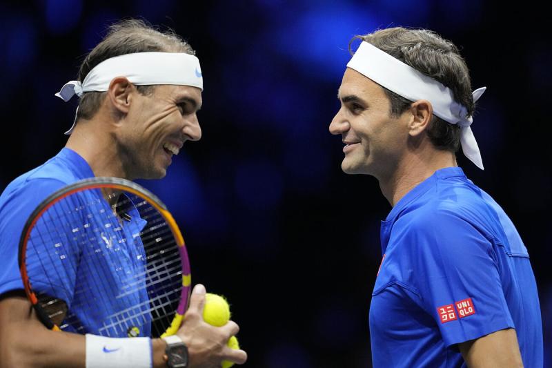 Roger Federer se retiró jugando un dobles con Rafael Nadal.