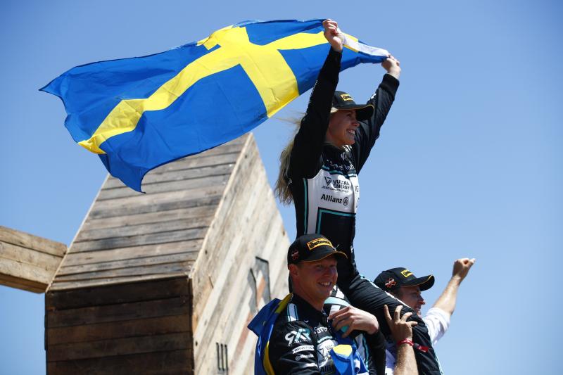 Mikaela Åhlin-Kottulinsky y Johan Kristoffersson son los líderes del Extreme E