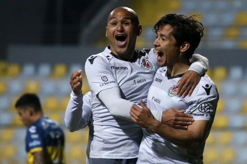 Humberto Suazo y Matías Fernández juntos en Deportes La Serena