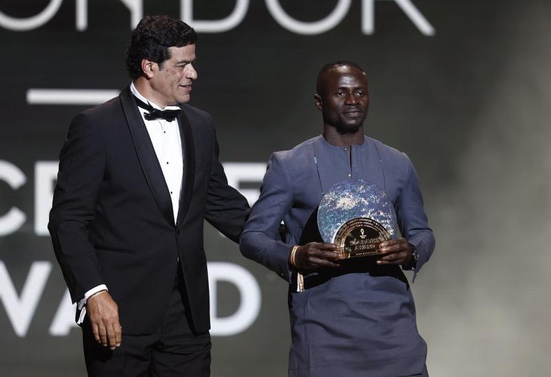 Sadio Mané fue galardonado con el premio Sócrates por su labor social.