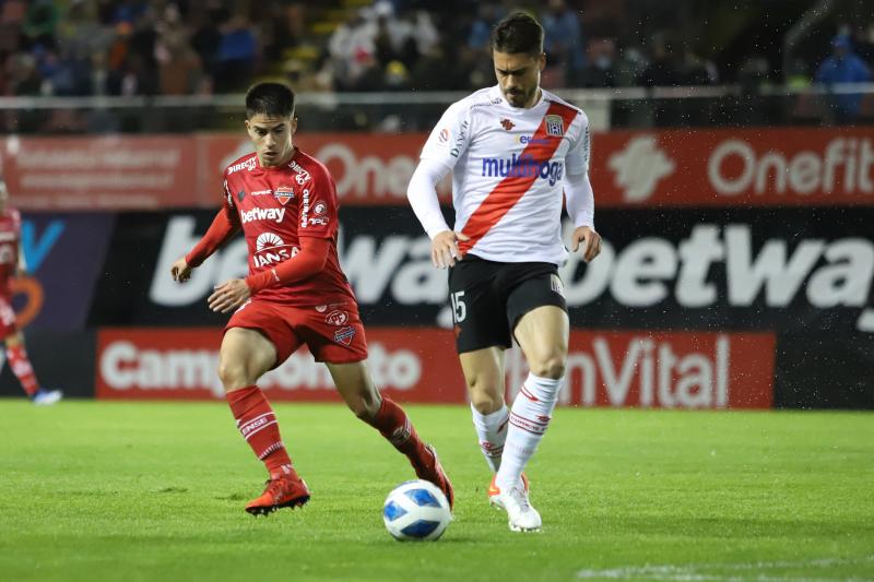 Ñublense derrotó 3-1 a Curicó Unido en Chillán por la primera rueda del Campeonato Nacional
