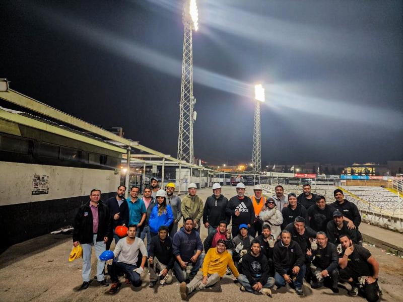 Los trabajadores que Colo Colo llevó para arreglar en tiempo récord el Estadio Monumental