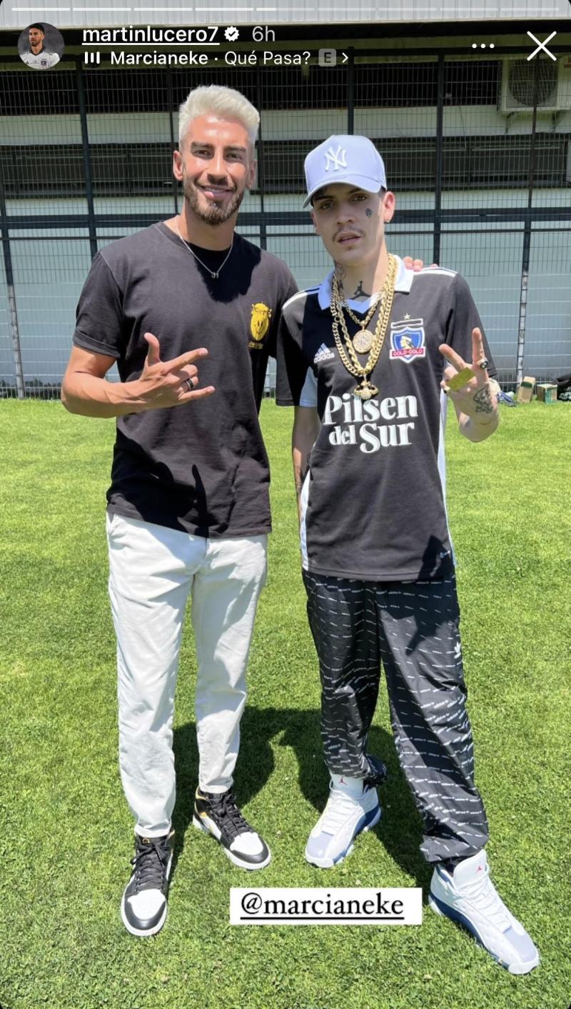 Los hinchas colocolinos se terminaron de indignar con la visita de Marcianeke al Monumental.