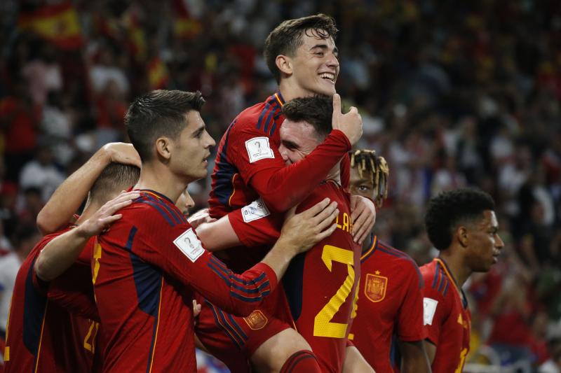 El tapir Manolo eligió a España, que viene de golear 7-0 a Costa Rica en su debut en el Mundial