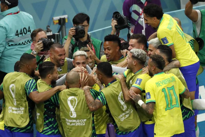 Brasil venció en la primera fecha a Serbia y va en busca del título.