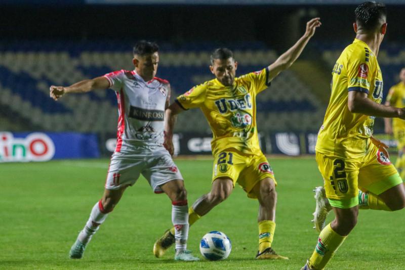 Universidad de Concepción y Deportes Copiapó no se sacaron ventajas en la ida de la liguilla por el Ascenso