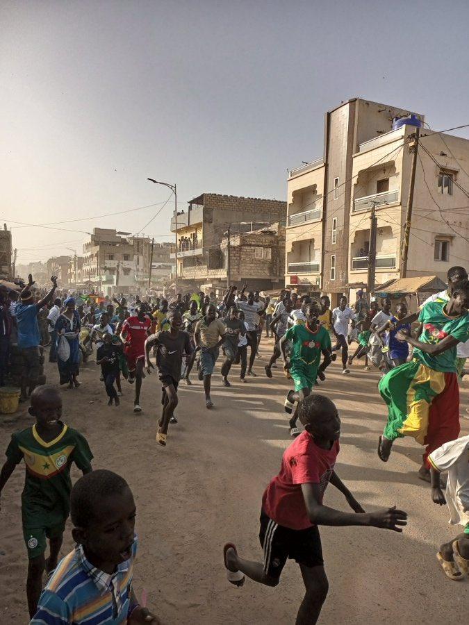 Así se veían las celebraciones en Dakar, capital de Senegal.