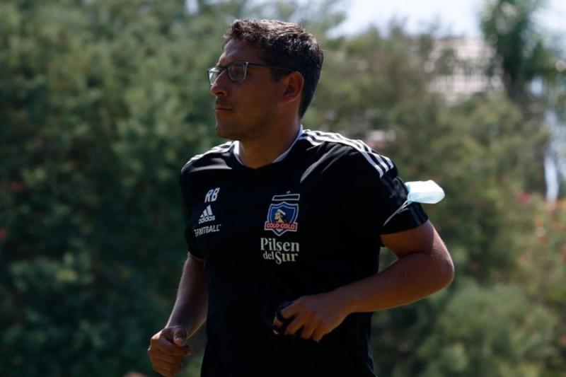 Rubén Bascuñán reemplazará a Leandro Stillitano en el cuerpo técnico de Colo Colo