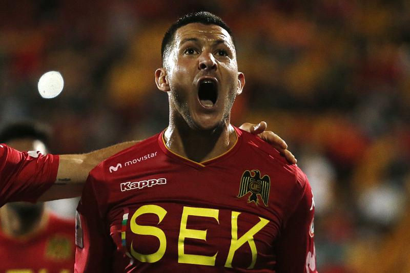 Ramiro González cerca de llegar a Colo Colo.