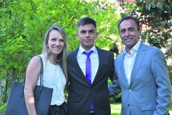 Vicente Pizarro la rompe en Colo Colo y en los estudios.