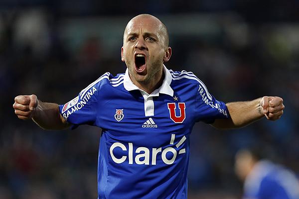 Gustavo Lorenzetti vistiendo la camiseta de la U.